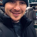 Макс, 33 года