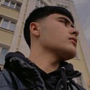 Парвиз, 18 лет