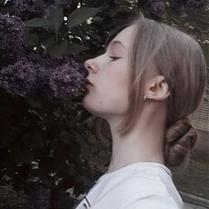 Фотография девушки Лина, 18 лет из г. Владимир