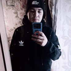 Фотография мужчины Виталий, 22 года из г. Бердск