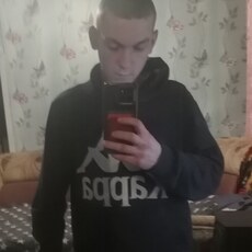 Фотография мужчины Андрюха, 18 лет из г. Томск