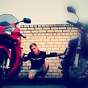 Паша Томко, 33 года