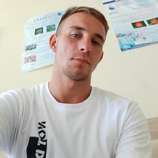 Фотография мужчины Кирилл, 20 лет из г. Владивосток