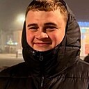 Максим, 24 года