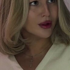 Фотография девушки Полина, 23 года из г. Санкт-Петербург