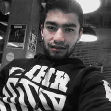 Фотография мужчины Илхом, 32 года из г. Череповец