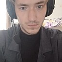 Максим, 24 года