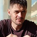 Илья, 33 года