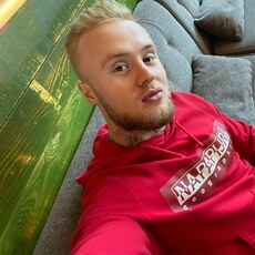 Фотография мужчины Лев, 28 лет из г. Нижневартовск