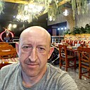 Виктор, 45 лет