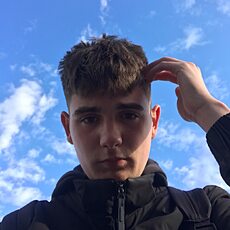 Фотография мужчины Влад, 19 лет из г. Пинск