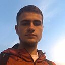 Денис, 23 года