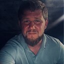 Виктор, 33 года