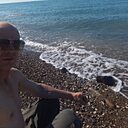 Роман, 44 года