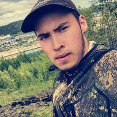 Фотография мужчины Михаил, 18 лет из г. Якутск