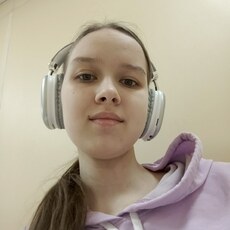 Юля, 18 из г. Санкт-Петербург.