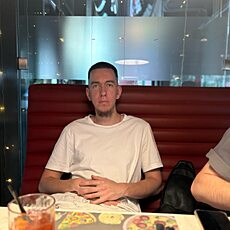 Фотография мужчины Денис, 25 лет из г. Красноярск