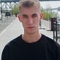 Фотография мужчины Рома, 21 год из г. Астрахань