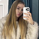 Ксения, 21 год