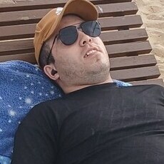 Фотография мужчины Озодбек, 23 года из г. Нижний Новгород