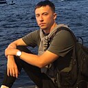 Илья, 33 года