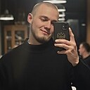 Максим, 24 года