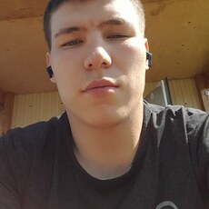 Фотография мужчины Фил, 24 года из г. Красноярск