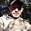 Денис, 33 года