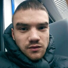 Фотография мужчины Михаил, 23 года из г. Москва