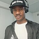 Clinton, 34 года