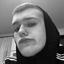 Денис, 23 года