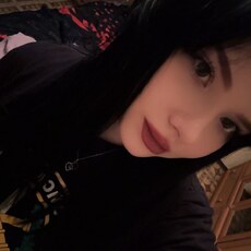 Фотография девушки Настя, 18 лет из г. Енакиево