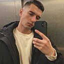 Денис, 24 года