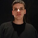 Максим, 18 лет