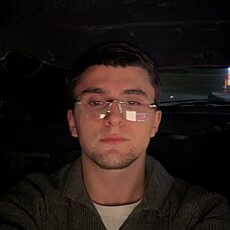 Фотография мужчины Алим, 20 лет из г. Санкт-Петербург