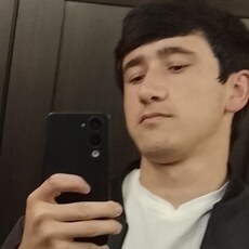 Фотография мужчины Комрон, 21 год из г. Екатеринбург