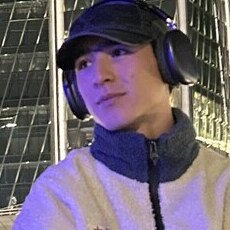 Фотография мужчины Шерзод, 21 год из г. Санкт-Петербург