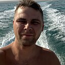 Слава, 33 года