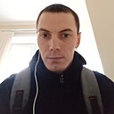 Олег, 32 года