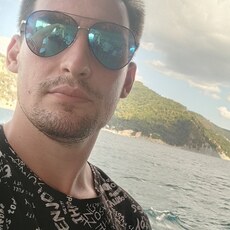 Фотография мужчины Дмитрий, 24 года из г. Старый Оскол