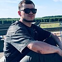 Нодир, 22 года