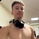 Олег, 23 года