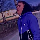 Роман, 24 года