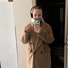 Фотография девушки Варвара, 18 лет из г. Санкт-Петербург