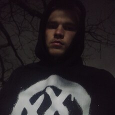 Фотография мужчины Ваня, 20 лет из г. Новороссийск