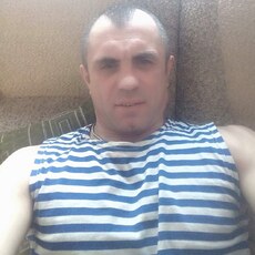 Фотография мужчины Саня, 37 лет из г. Новый Уренгой