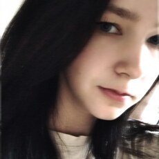 Фотография девушки Алина, 18 лет из г. Благовещенск