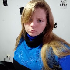 Фотография девушки Алëна, 18 лет из г. Симферополь