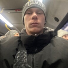 Фотография мужчины Владимир, 23 года из г. Омск