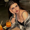 Полина, 25 лет